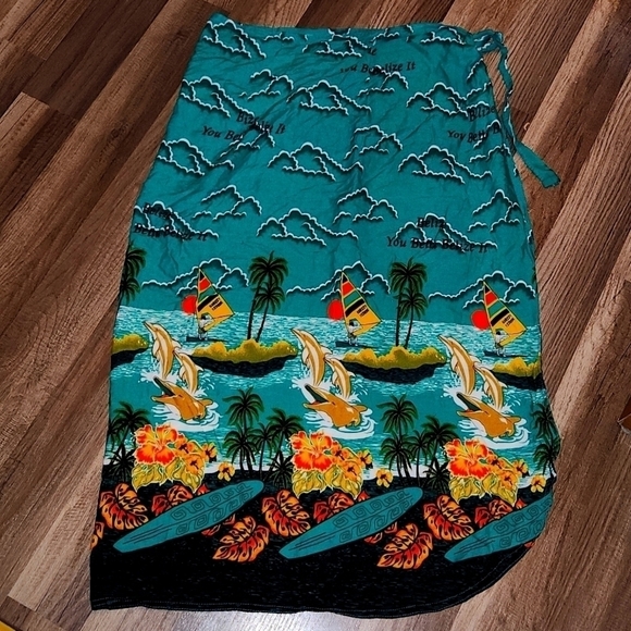 ISLAND Expressions Tropical Sarong One Size bought in Belize. - Picture 1 of 5